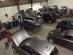 GARAGE ML CARS : Location taxi et véhicules utilitaires. Entretien & Vidange boîtes automatiques. Réparations toutes marques. Spécialisé BMW – MINI 68110 Illzach près de Mulhouse TÉL : 03 89 50 19 77