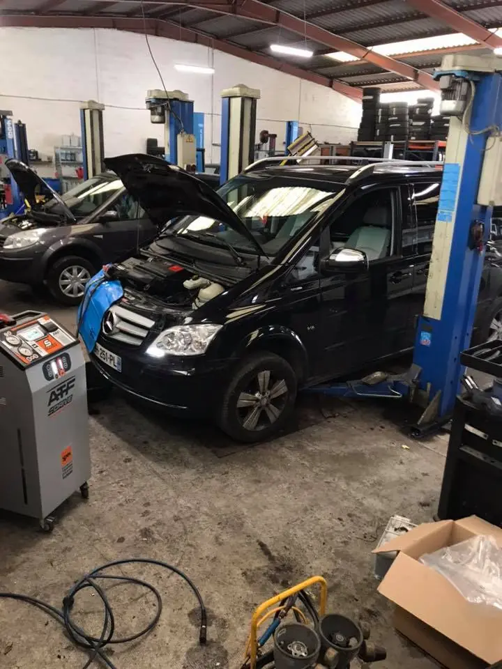 Entretien boîte automatique Viano 3,0 cdi boîte 722.6 avec vidange intégrale , rinçage boîte , remplacement crépine filtre et joints